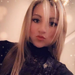 Meet your Posher, Lauren